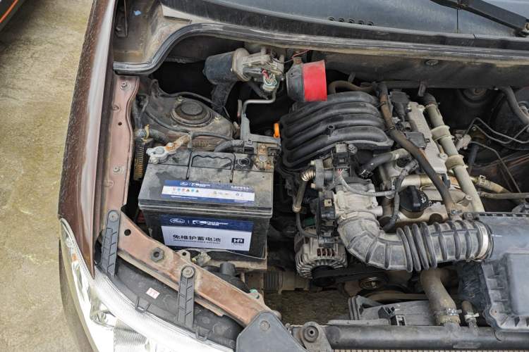 Used Wuling Hongguang 2014 1.2L Base Model China IV Engine Bay Right