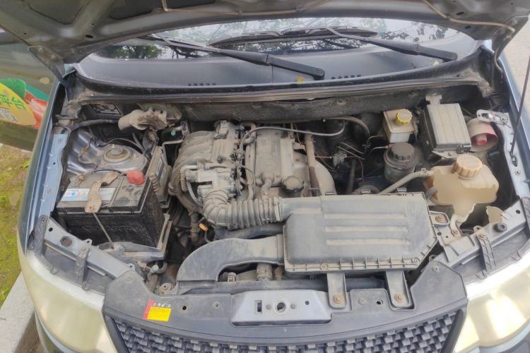 Used Wuling Hongguang 2014 1.2L Base Model China IV Engine Bay