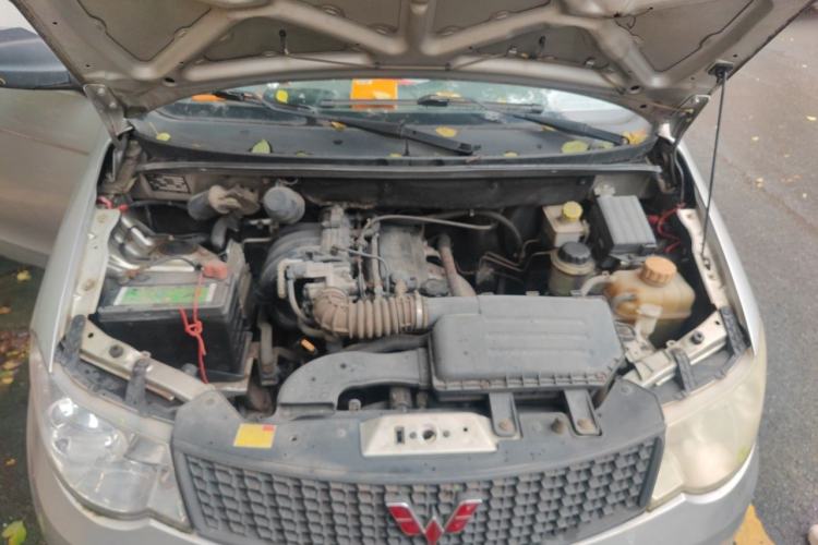 Used Wuling Hongguang 2014 1.2L Base Model China IV Engine Bay