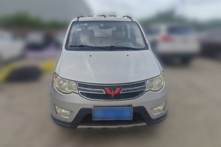 Used Wuling Hongguang 2014 1.5L S Comfort Model Front