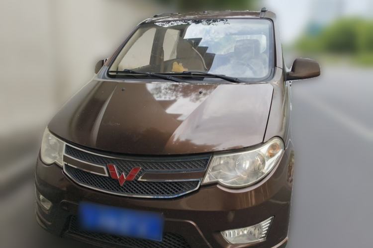 Used Wuling Hongguang 2014 1.2L S Standard Version China IV Standard Front