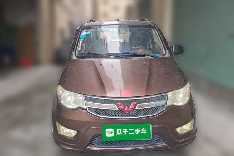 Used Wuling Hongguang 2014 1.5L S Standard Version Front