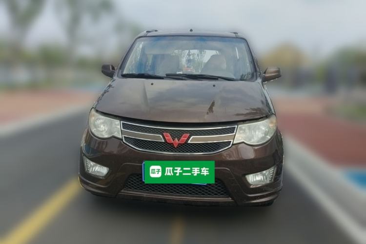 Used Wuling Hongguang 2014 1.5L S Standard Version Front