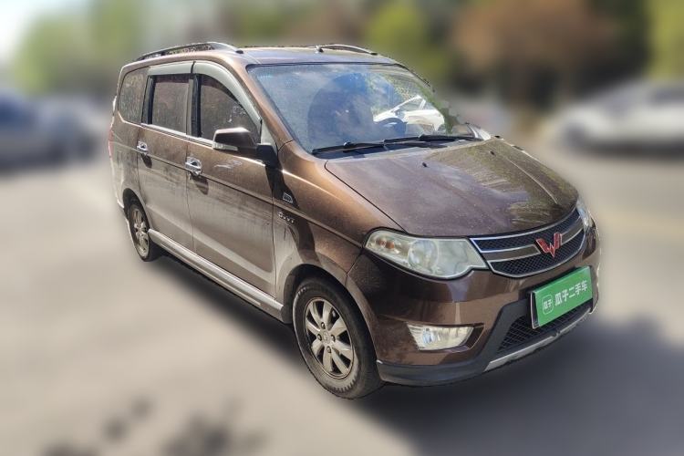 Used Wuling Hongguang 2014 1.5L S Standard Version Front Right 45 Deg