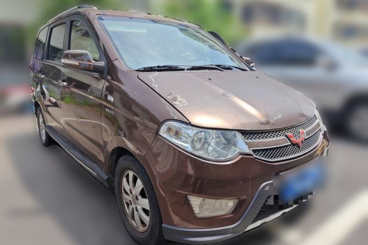 Used Wuling Hongguang 2014 1.5L S Luxury Model Front Right 45 Deg