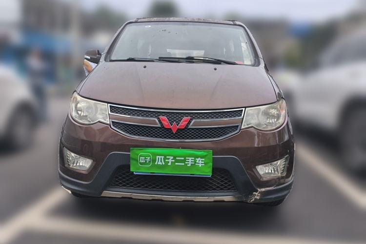Used Wuling Hongguang 2014 1.2L S Comfort Model China IV Front