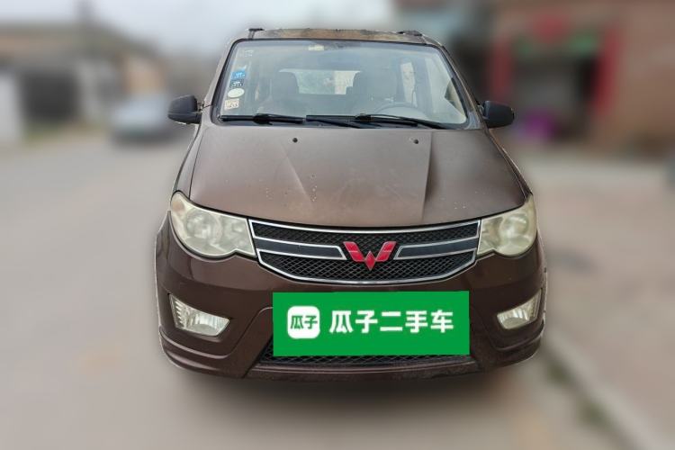 Used Wuling Hongguang 2014 1.5L S Standard Version Front