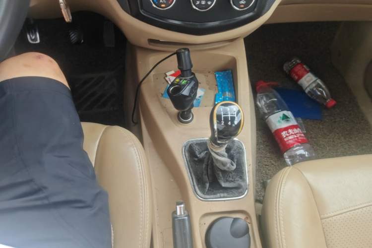 Used Wuling Hongguang 2014 1.5L S Comfort Model Gear Lever