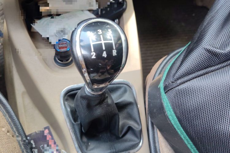 Used Wuling Hongguang 2014 1.5L S Comfort Model Gear Lever
