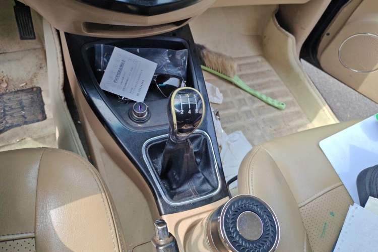 Used Wuling Hongguang 2014 1.5L S Luxury Model Gear Lever