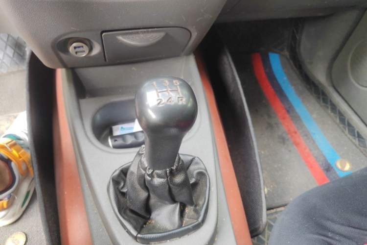 Used Wuling Hongguang 2014 1.2L Base Model China IV Gear Lever