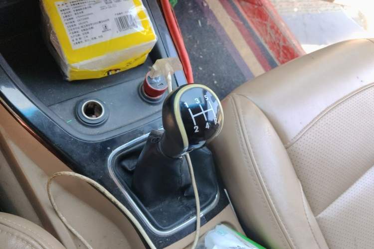 Used Wuling Hongguang 2014 1.5L S Luxury Model Gear Lever