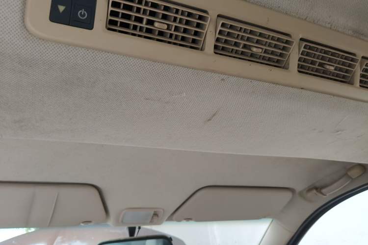 Used Wuling Hongguang 2014 1.2L S Standard Version China IV Standard Headliner
