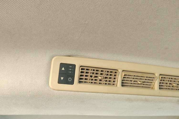 Used Wuling Hongguang 2014 1.5L S Comfort Model Headliner