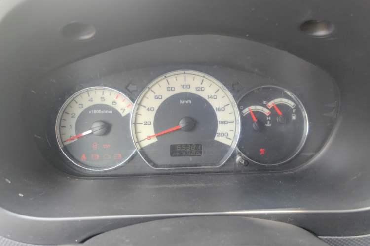 Used Wuling Hongguang 2014 1.5L S Luxury Model Instrument Cluster