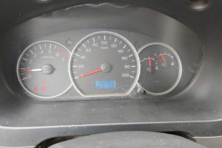Used Wuling Hongguang 2014 1.2L S Standard Version China IV Standard Instrument Cluster