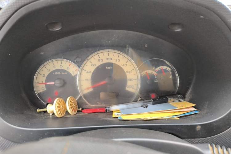 Used Wuling Hongguang 2014 1.2L S Comfort Model China IV Instrument Cluster