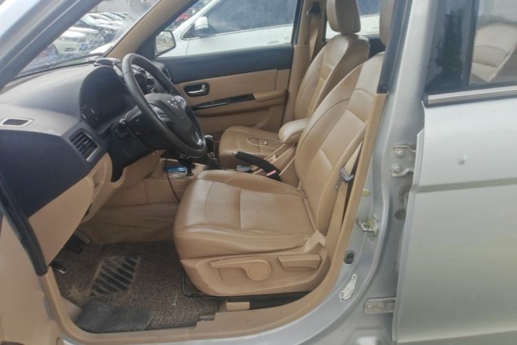 Used Wuling Hongguang 2014 1.5L S Comfort Model Left Front Seat