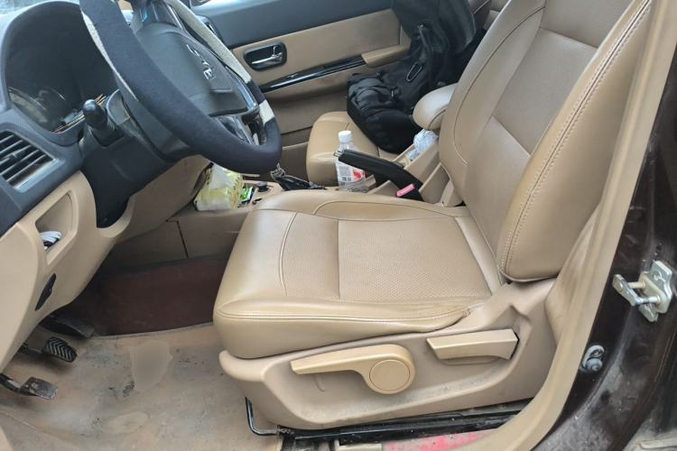 Used Wuling Hongguang 2014 1.2L S Comfort Model China IV Left Front Seat
