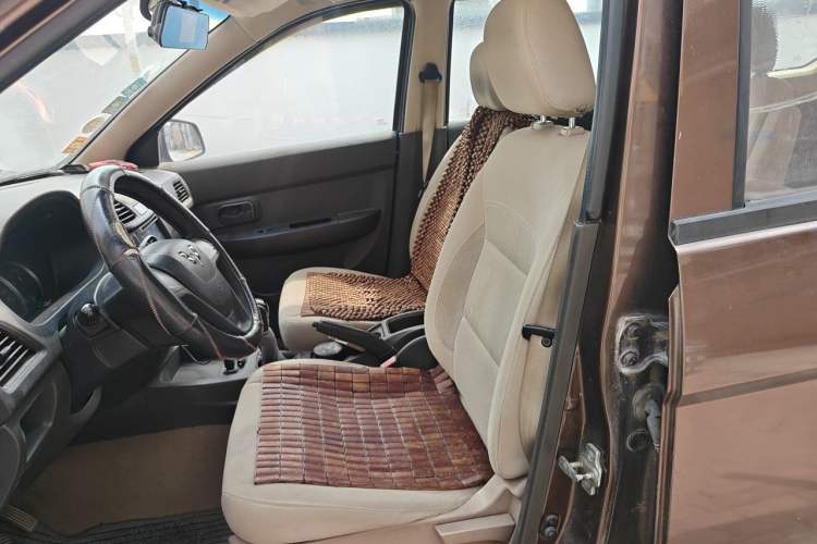 Used Wuling Hongguang 2014 1.5L S Standard Version Left Front Seat
