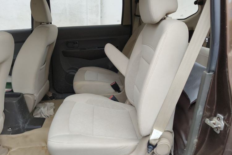 Used Wuling Hongguang 2014 1.2L S Standard Version China IV Standard Left Rear Seat
