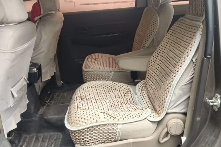 Used Wuling Hongguang 2014 1.5L S Standard Version Left Rear Seat