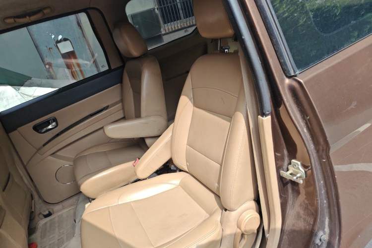 Used Wuling Hongguang 2014 1.5L S Luxury Model Left Rear Seat
