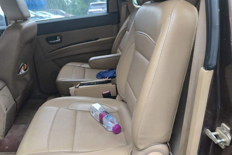 Used Wuling Hongguang 2014 1.2L S Comfort Model China IV Left Rear Seat