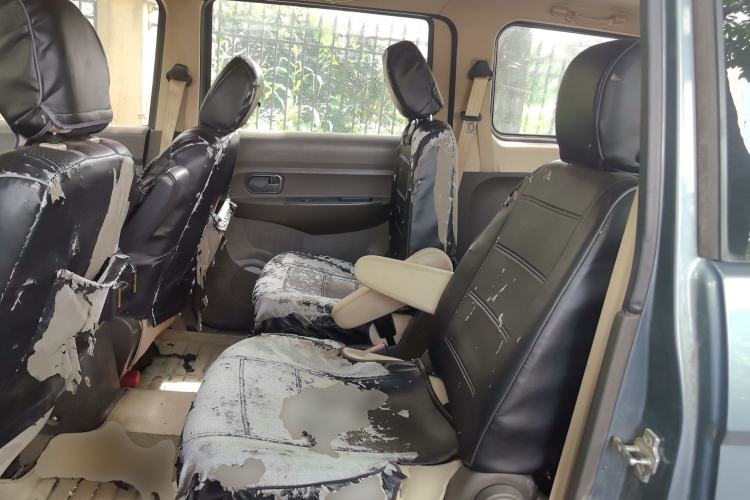 Used Wuling Hongguang 2014 1.5L Standard Version Left Rear Seat