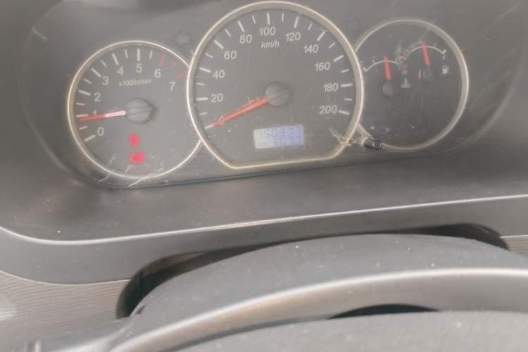 Used Wuling Hongguang 2014 1.5L S Standard Version Odometer Close Up
