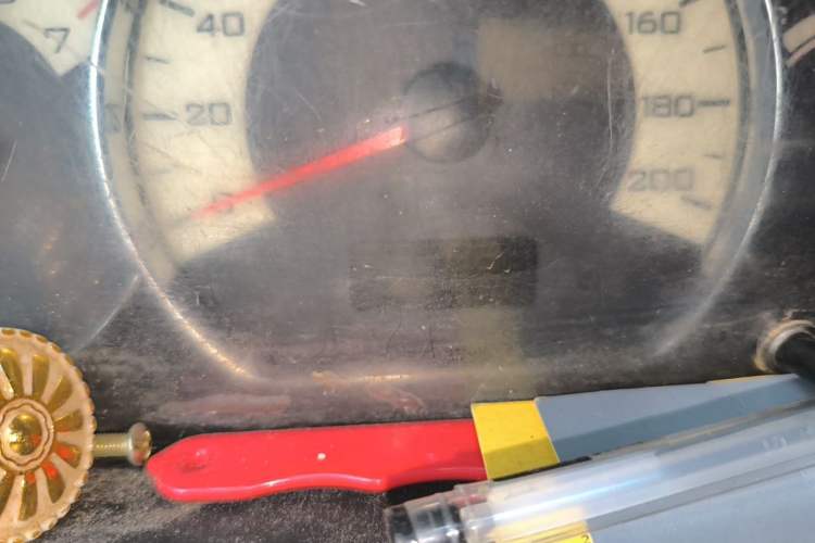Used Wuling Hongguang 2014 1.2L S Comfort Model China IV Odometer Close Up