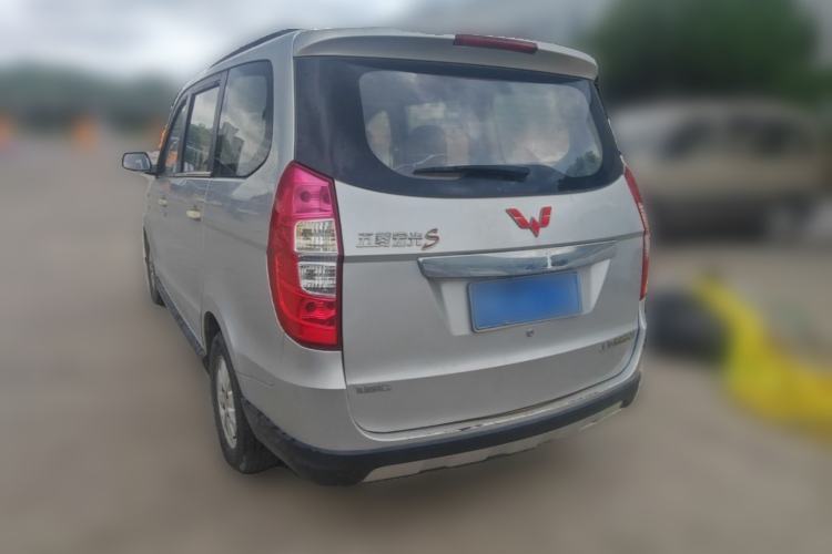 Used Wuling Hongguang 2014 1.5L S Comfort Model Rear Left 45 Deg