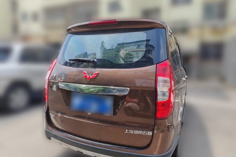 Used Wuling Hongguang 2014 1.5L S Luxury Model Rear