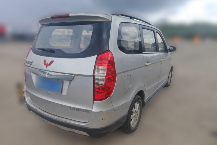 Used Wuling Hongguang 2014 1.5L S Comfort Model Rear Right 45 Deg