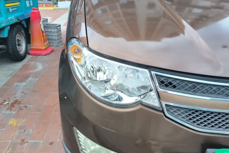 Used Wuling Hongguang 2014 1.5L S Comfort Model Right Front Headlight