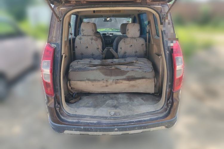 Used Wuling Hongguang 2014 1.5L S Comfort Model Trunk