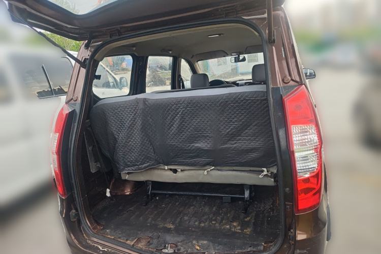 Used Wuling Hongguang 2014 1.5L S Standard Version Trunk