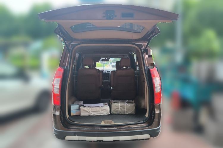 Used Wuling Hongguang 2014 1.5L S Comfort Model Trunk