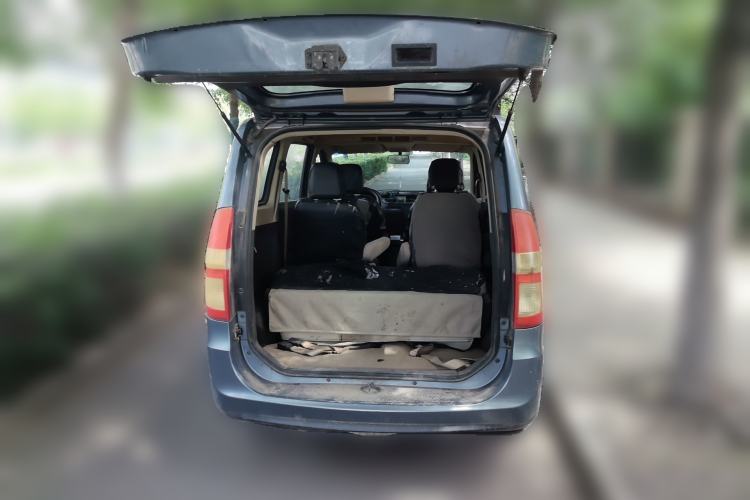 Used Wuling Hongguang 2014 1.5L Standard Version Trunk