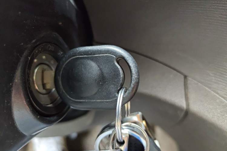 Used Wuling Hongguang 2014 1.5L Standard Version Vehicle Key