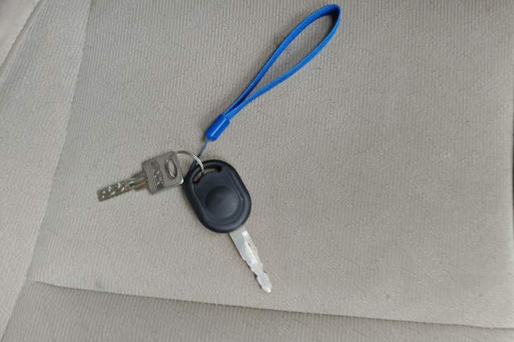 Used Wuling Hongguang 2014 1.2L S Standard Version China IV Standard Vehicle Key
