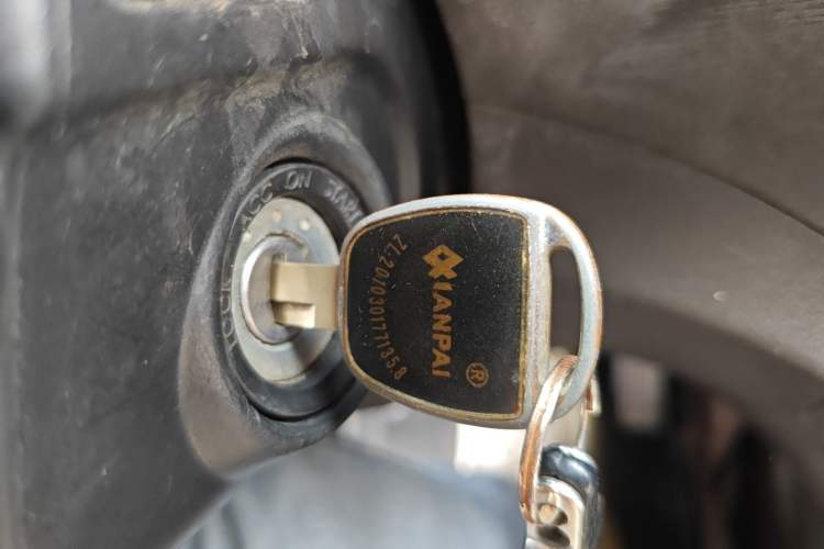 Used Wuling Hongguang 2014 1.2L Base Model China IV Vehicle Key
