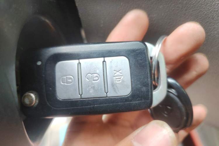 Used Wuling Hongguang 2014 1.2L Base Model China IV Vehicle Key