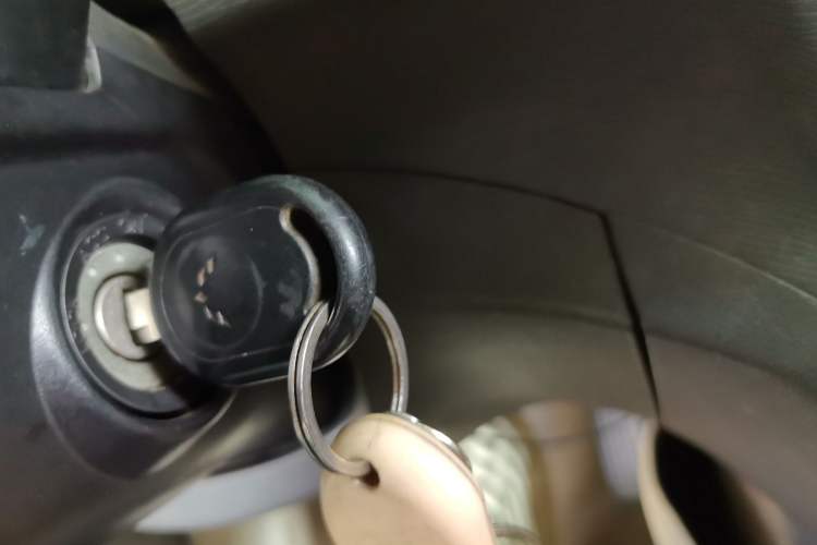 Used Wuling Hongguang 2014 1.5L Standard Version Vehicle Key