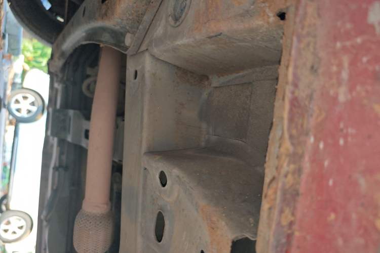 Used Wuling Hongguang 2014 1.5L S Comfort Model Chassis Front Left
