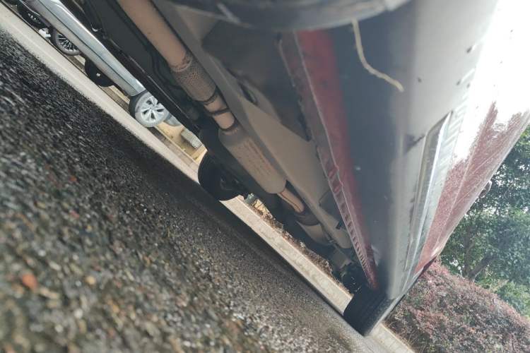 Used Wuling Hongguang 2014 1.5L S Luxury Model Chassis Front Left