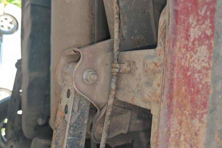 Used Wuling Hongguang 2014 1.5L S Comfort Model Chassis Rear Left