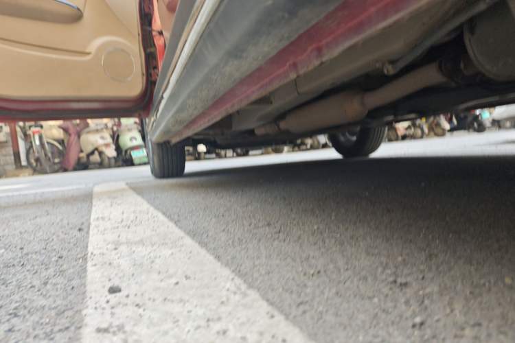 Used Wuling Hongguang 2014 1.5L S Comfort Model Chassis Rear Left