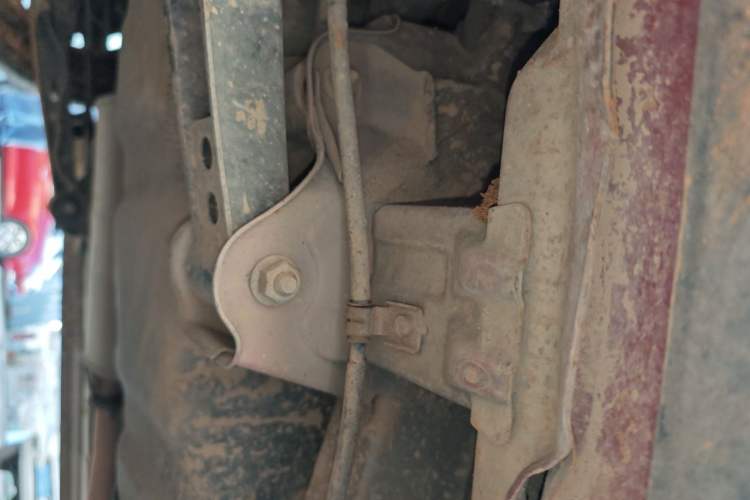 Used Wuling Hongguang 2014 1.5L S Comfort Model Chassis Rear Right
