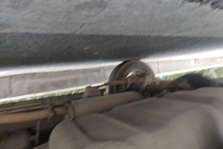 Used Wuling Hongguang 2014 1.5L Base Version Chassis Rear Right
